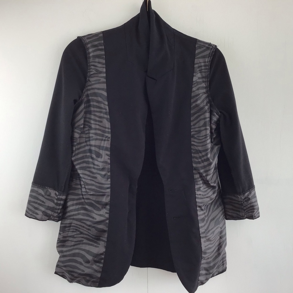 Dynamite Two Button Tailored Partially Lined Blac… - image 5